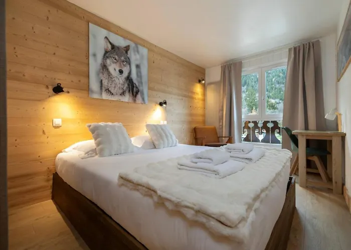Cozy Sleeps 4 Mountain View 300m Lift *