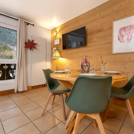 Petit Social Cozy Sleeps 4 Mountain View 300m Lift